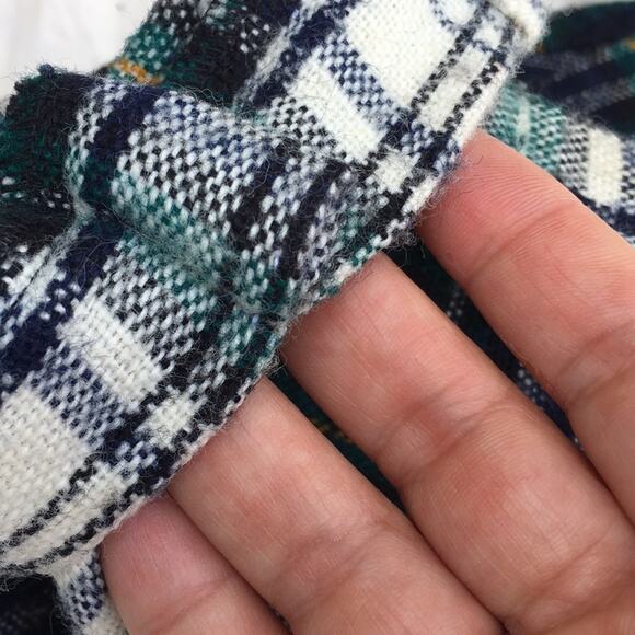 Vintage Green and White Plaid wool blend skirt size 5 - Picture 4 of 6